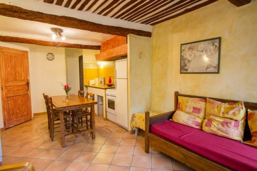 Les Messugues, Mas Provençal Typique Avec Piscine Partagée, Nature, Calme - foto 16