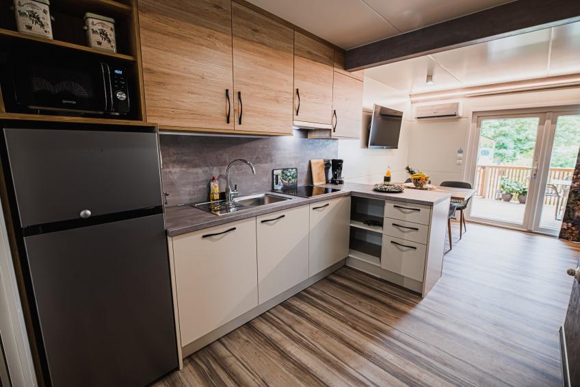 Lake Serenity Premium Mobile Homes with Thermal Riviera Tickets - Three Bedroom Mobile Home 15\/024 - foto 13