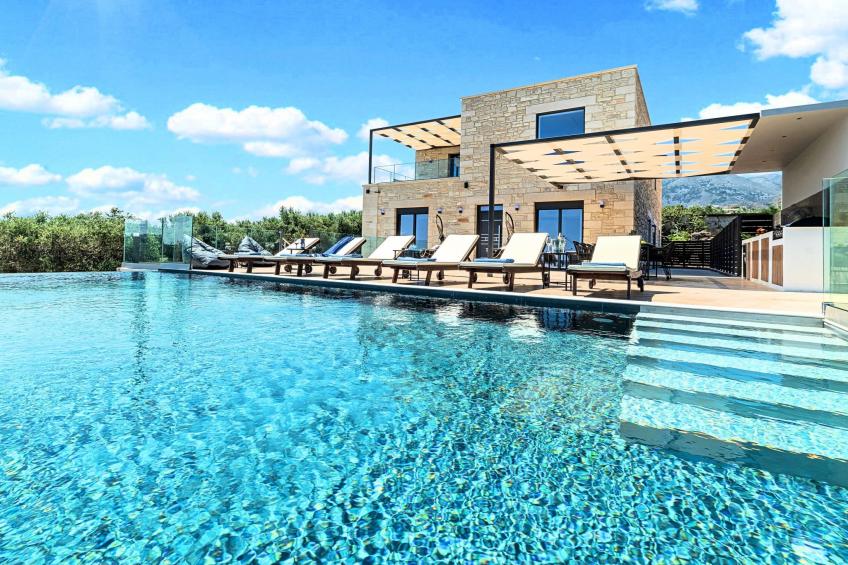 für 10 Personen in Kournas, Kreta (West-Kreta)