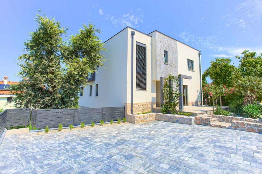 Holiday home with four bedrooms and pool - BF-K9RF8 - foto 4