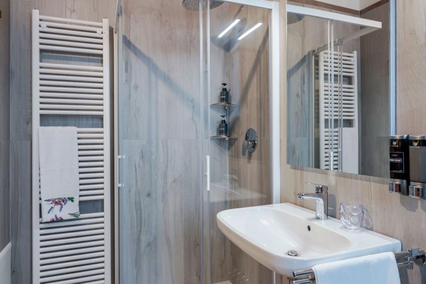 Zweizimmerwohnung mit Doppelbett und zwei Schlafsofas - foto 14