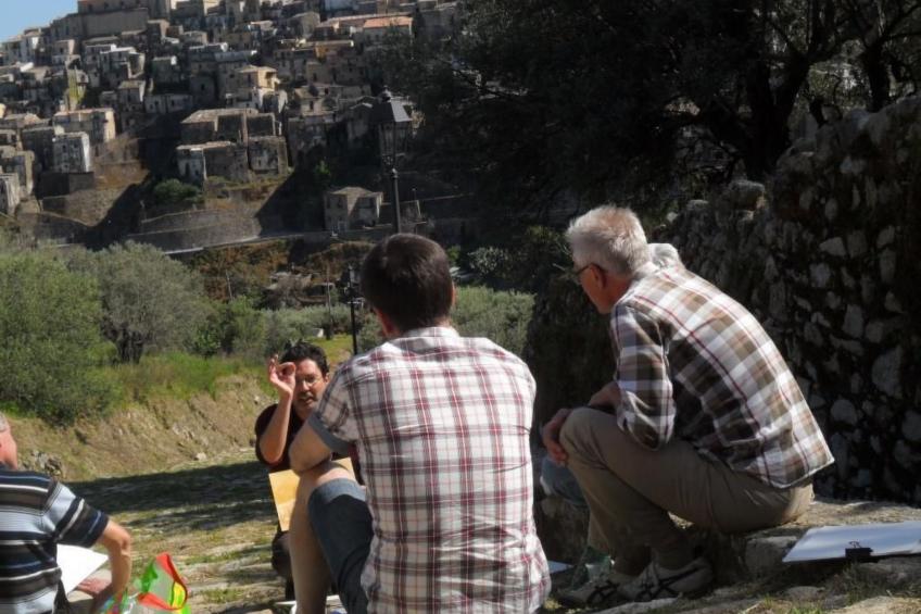 Geräumige Artemide-Wohnung mit Terrasse - foto 32