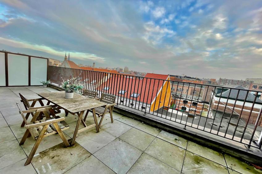 Modern 2BR Penthouse Near Diamond District by OneLuxStay - foto 5