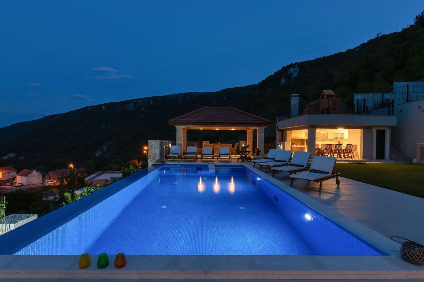 Villa mit Panorama - foto 47