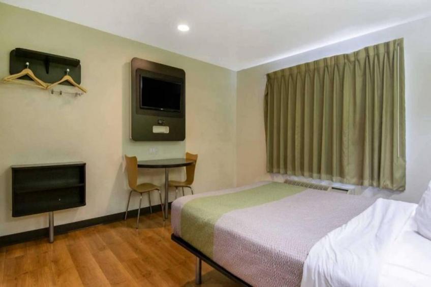1 KING BED  NON-SMOKING - foto 6