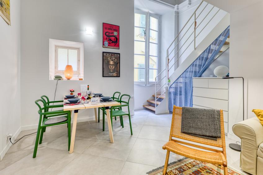 Two Levels Apt In Historical Building - foto 10