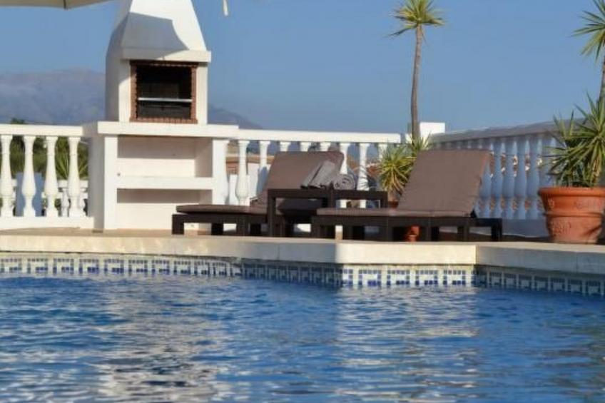 Villa mit Blick auf das Wasser - foto 16