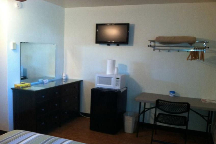 1 Bedroom Apartment with Kitchen - foto 13