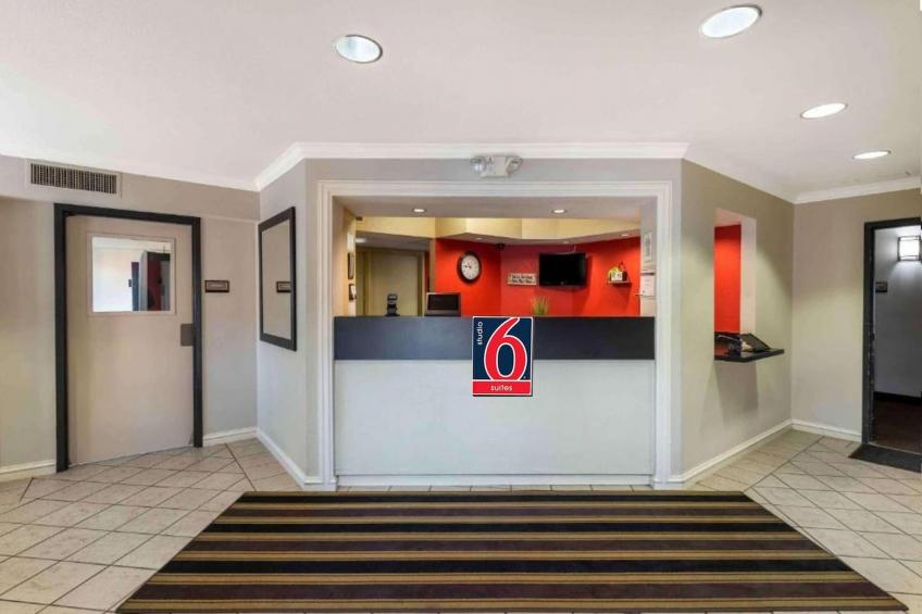 1 Queen Bed | Non-Smoking, Kitchen - foto 5