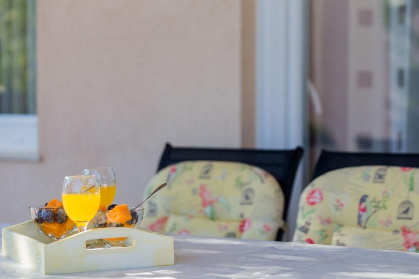 Strandnahe Ferienwohnung Jure mit großer Terrasse - foto 8