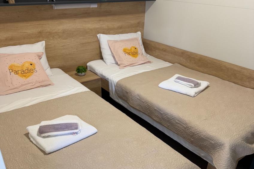 Mobile Home Paradise - Two Bedroom Mobile Home with Terrace - foto 2