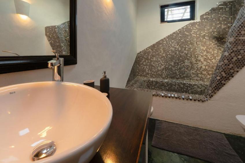 Bauernhaus mit großem Garten und beheiztem Pool - foto 18