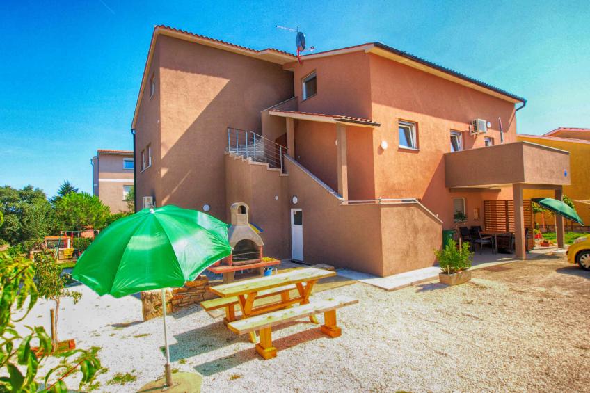 Ferienwohnung mit Garten zur gemeinsamen Nutzung und Kinderspielplatz - BF-GZXPG - foto 26