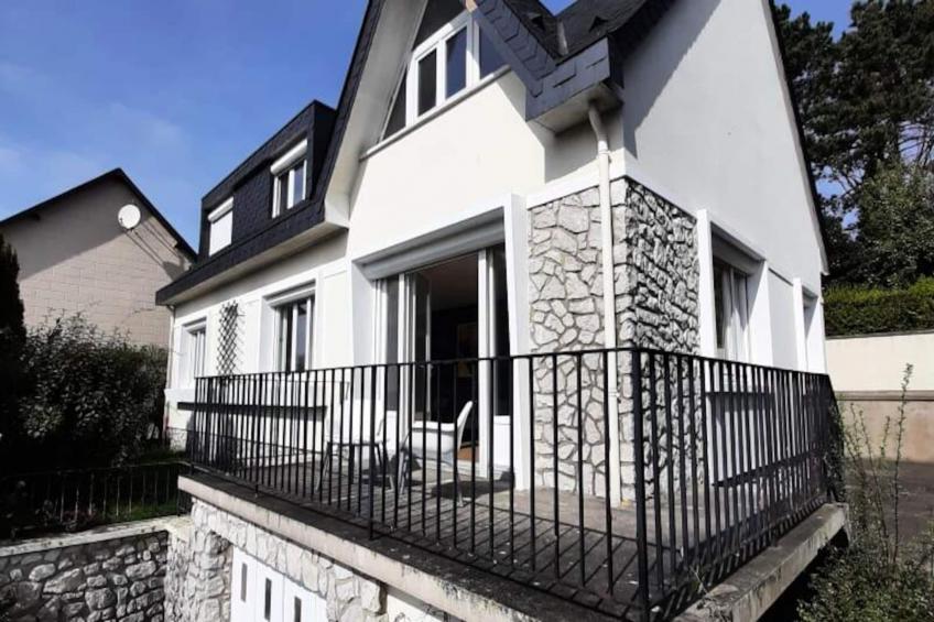 Résidence Ag12 – Villa "les Dix Mouettes" : Vue Mer, Confort & Moments Inoubliables - foto 2