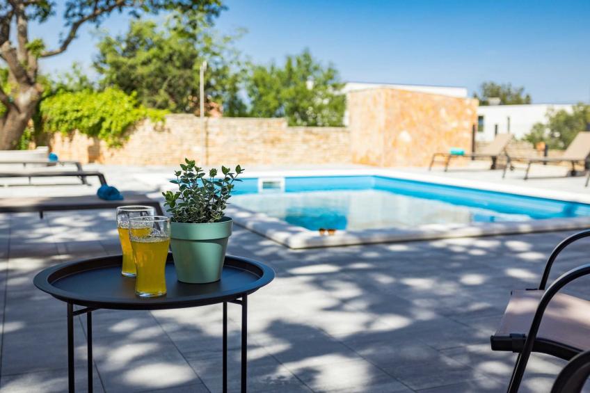 Cesare 5-Modern Apartment with Shared Pool - foto 11