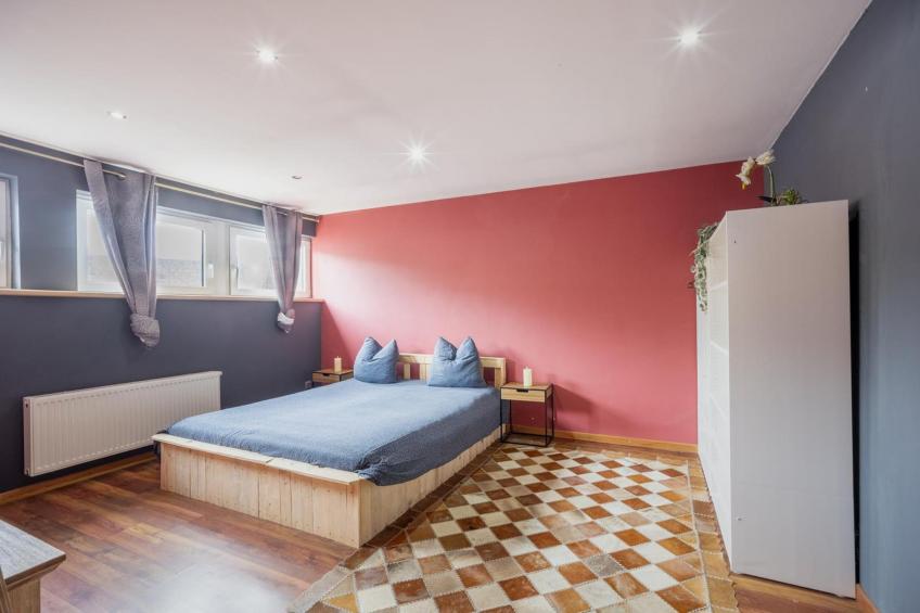 Magnifique maison de vacances pour 8 adultes avec pscine intérieure  Sauna Bains à remous et  Hamam - foto 13