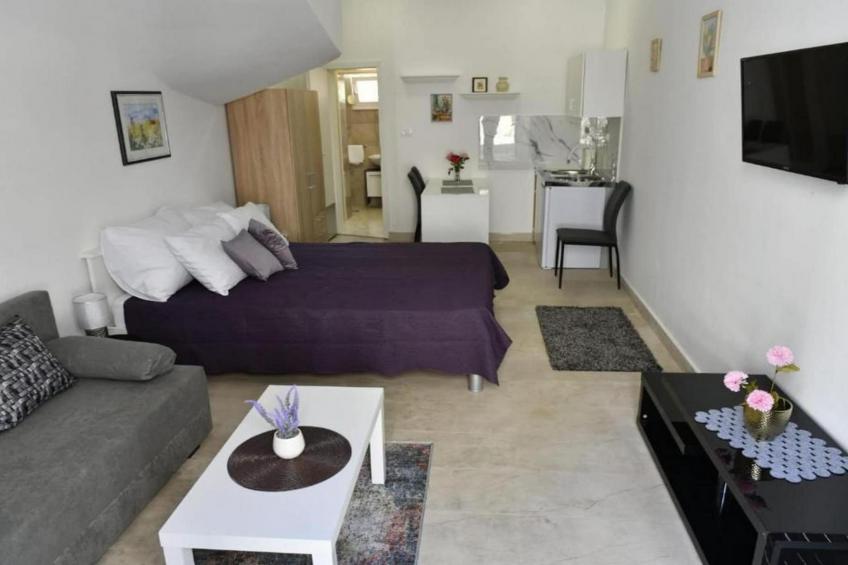 Charming Sinj Town Studio Apartments - Studio Apartments 1 - foto 2