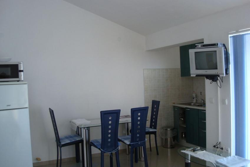 Appartement in Zečevo Rogozničko mit Großem Balkon - foto 5