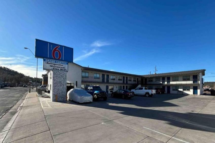 Motel 6 Williams, AZ – Historic Route 66_2 Queen Beds | Non-Smoking, Micfridge_US_FGS009 - foto 2