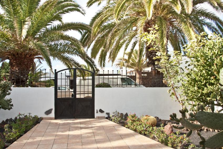 in Costa Teguise mit Privatem Pool - foto 4