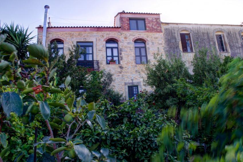 Villa Elborgini in den Außenbezirken von Heraklion - foto 5