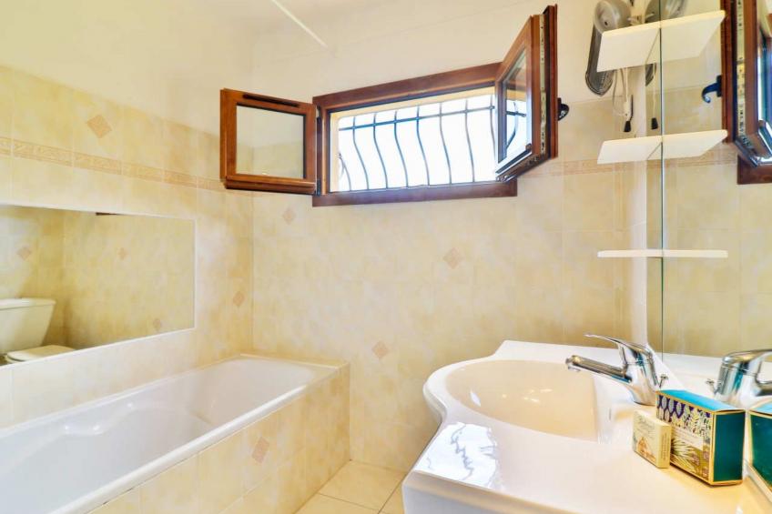 Locations-06 - la maison de noelie - Gartengeschoss - foto 6