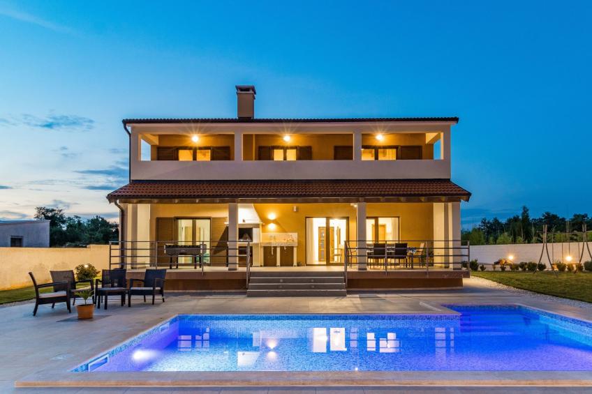 Beeindruckende Luxusvilla mit beheiztem Privatpool - foto 40