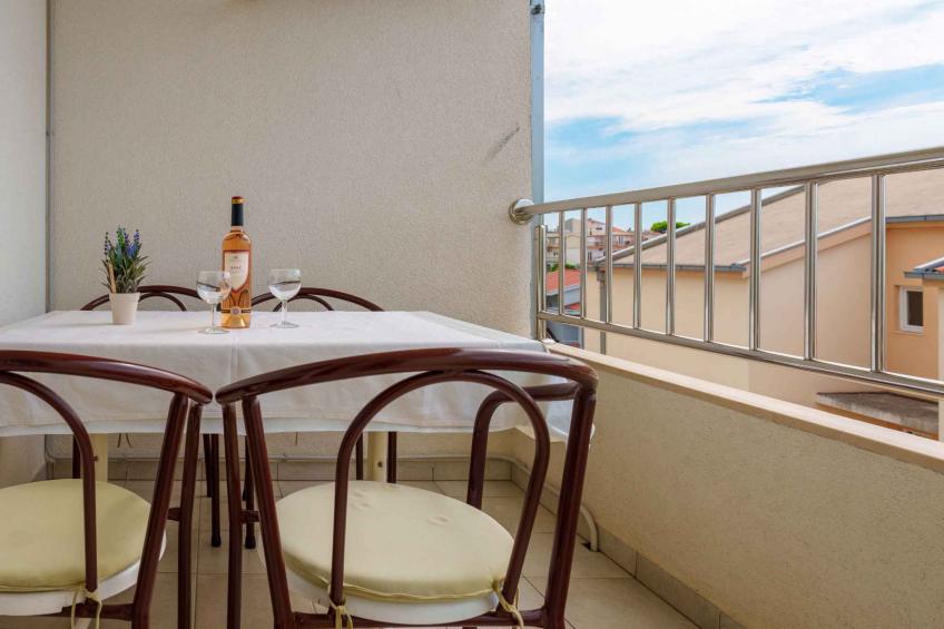 Vakantiewoning met balkon en zeezicht - VW-2YKH - foto 6