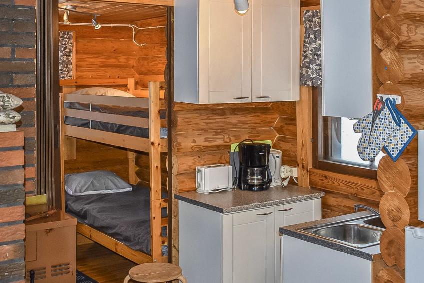 Pihlaja, lomaässä - foto 7