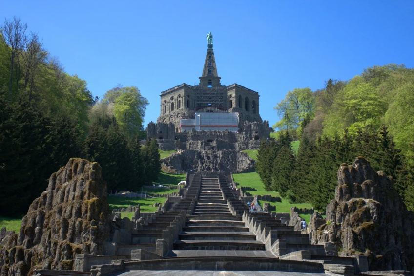 Exklusives und helles Apartment im Zentrum - foto 33