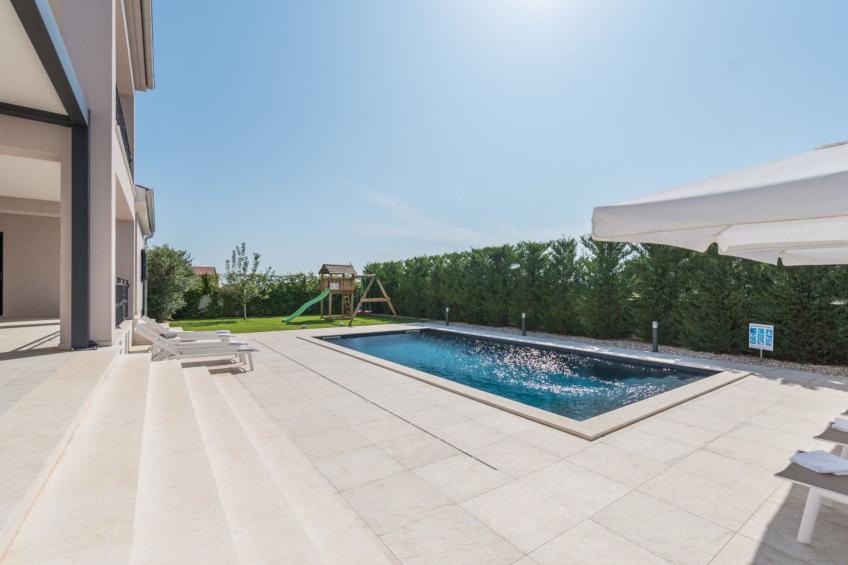 Haus für 9 Personen und 1 Kind in Gornje Rastane - foto 6