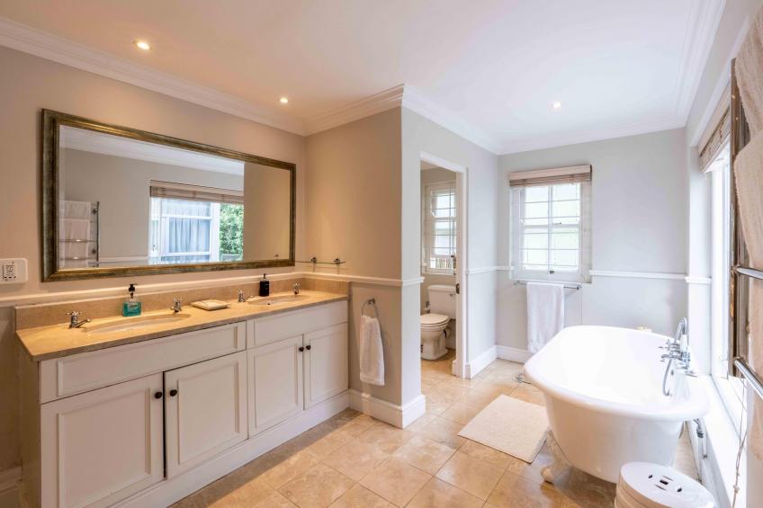 4 Bedroom Self Catering House - foto 27