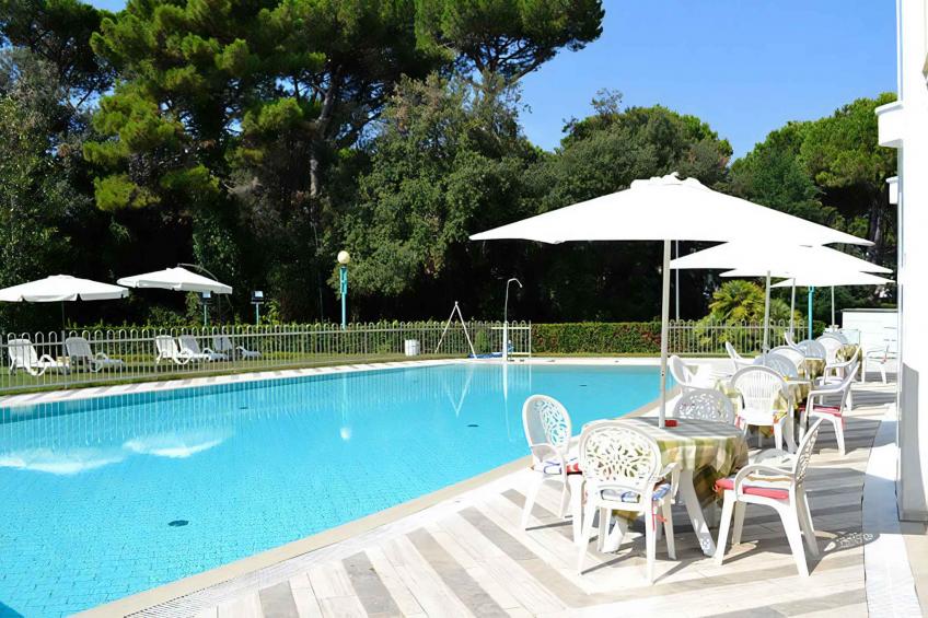 FerienWohnung FerienWohnung mit Balkon und Pool - BF-FMVK