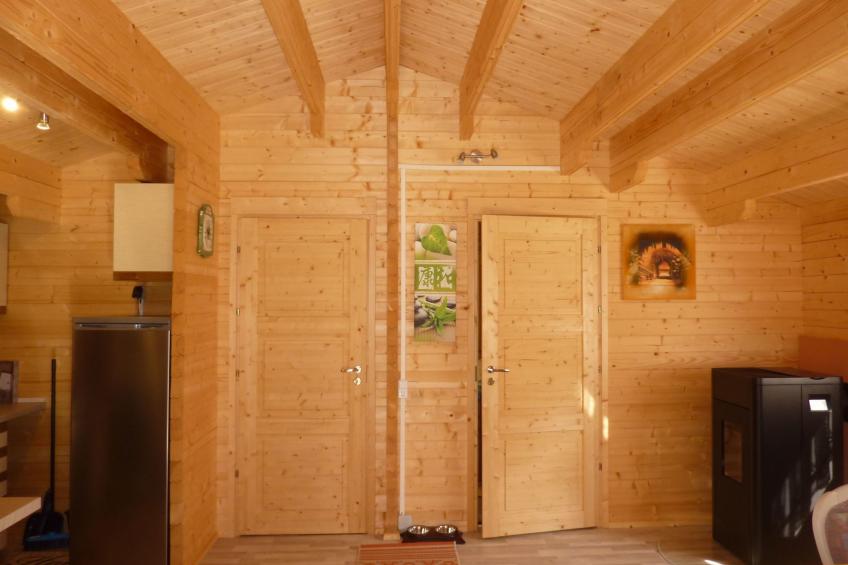 Holz-Blockhaus für vier Personen mit Terrasse - foto 11