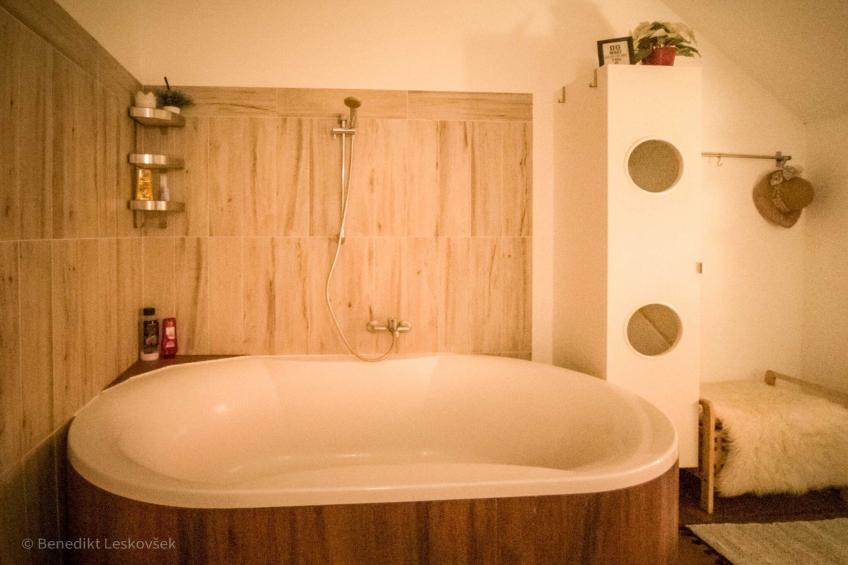 Rustic Refuge Glamping with Hot-Tub and Sauna - Two Bedroom Apartment with Terrace - foto 17