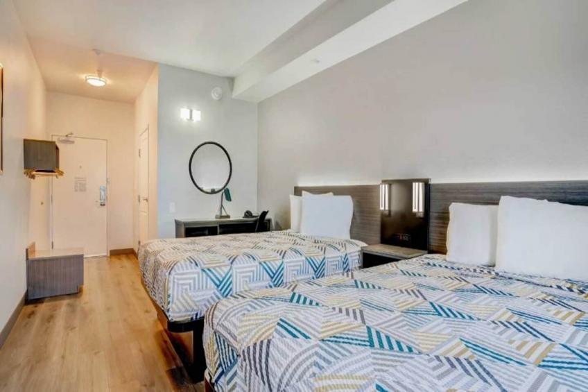 2 Full Beds  Non-Smoking - foto 20