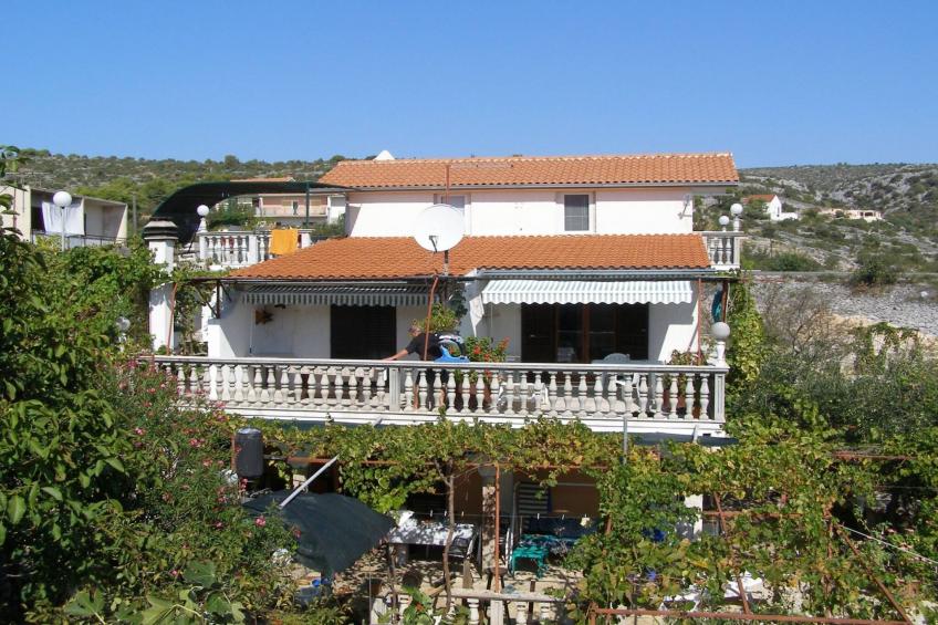 Apartments Miki Rogoznica - Classic Two Bedroom Apartment with Terrace - foto 8