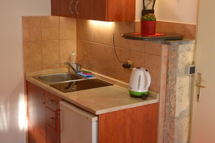 Kleine Wohnung in Omiš mit Privatem Balkon - foto 5