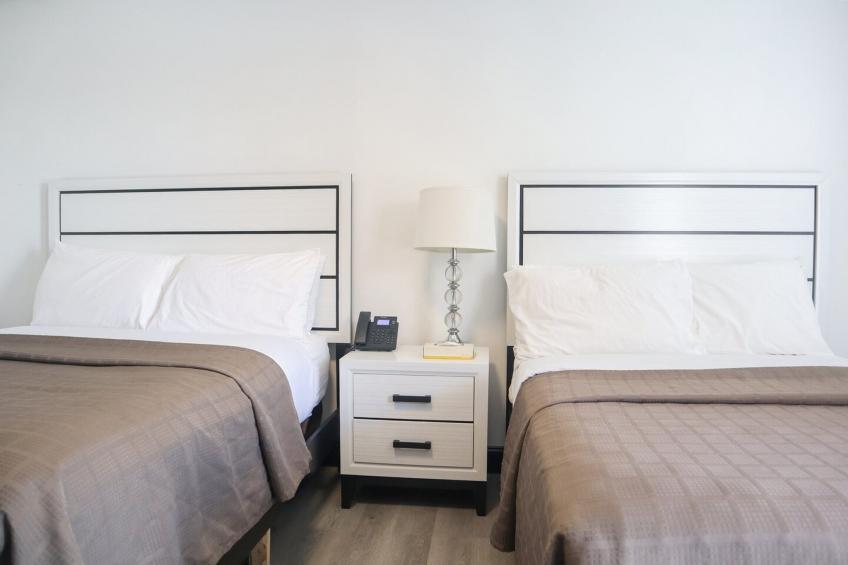 2 Full Bed