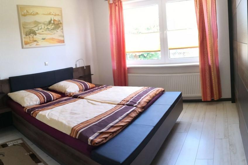 Modern ausgestattetes Ferienhaus mit Terrasse - foto 6