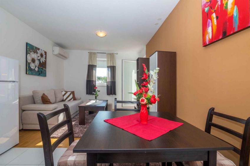 Vakantiewoning met balkon en airco - VW-FHN2B - foto 11