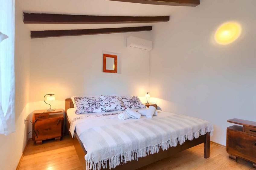 Vakantiehuis met zwembad - BF-F7M2B - foto 82