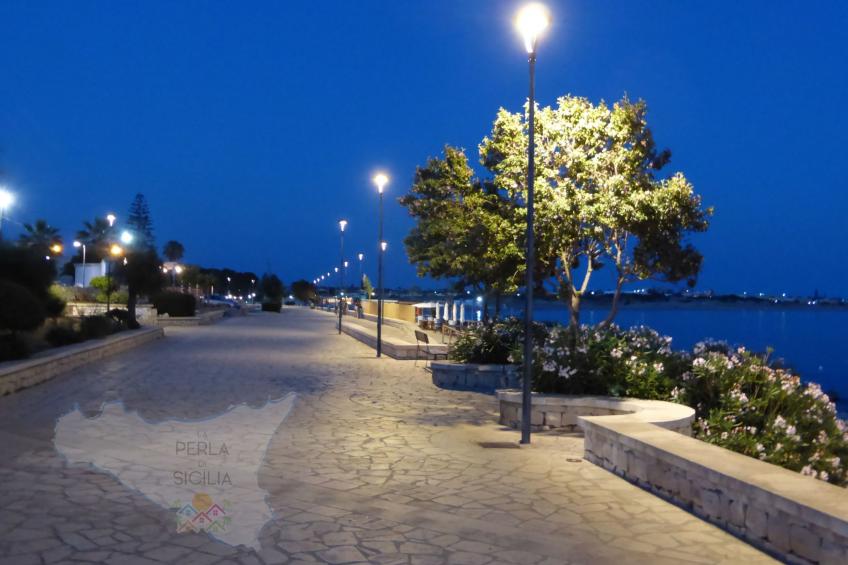 Schöner zentraler Bungalow direkt am Sandstrand auf Sizilien - foto 48