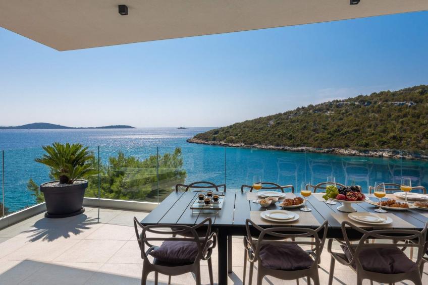 Haus in Vinišće mit Außenterrasse - foto 17