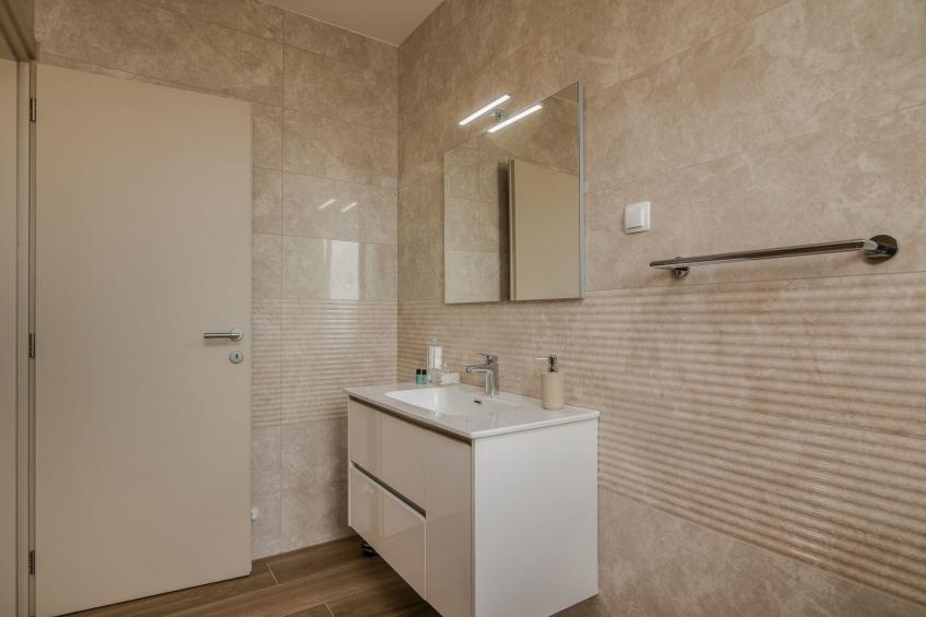 Luxuriöse Villa mit Salzwasserpool in einer ruhigen Gegend - foto 19