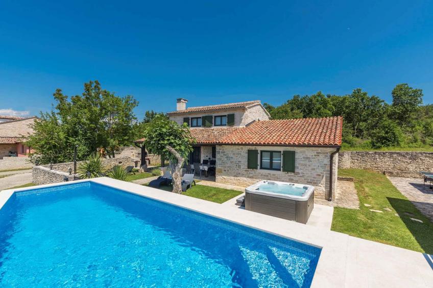 Villa met zwembad en whirlpool - BF-6NPDX - foto 29