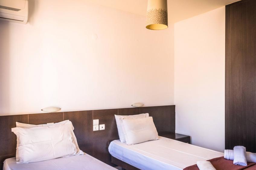 Niriides Villas_ Dafne _ 3-Schlafzimmer privater Pool - foto 9