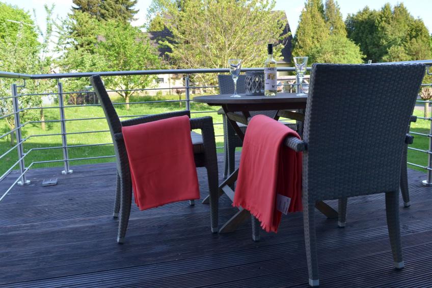 mit Terrasse und Parkplatz - foto 2