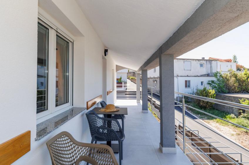 "Zara" mit Blick auf das Wasser - foto 21