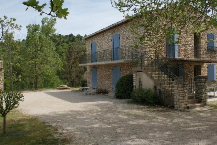 Schöne provenzalische Villa Les Carlets mit Pool - foto 12